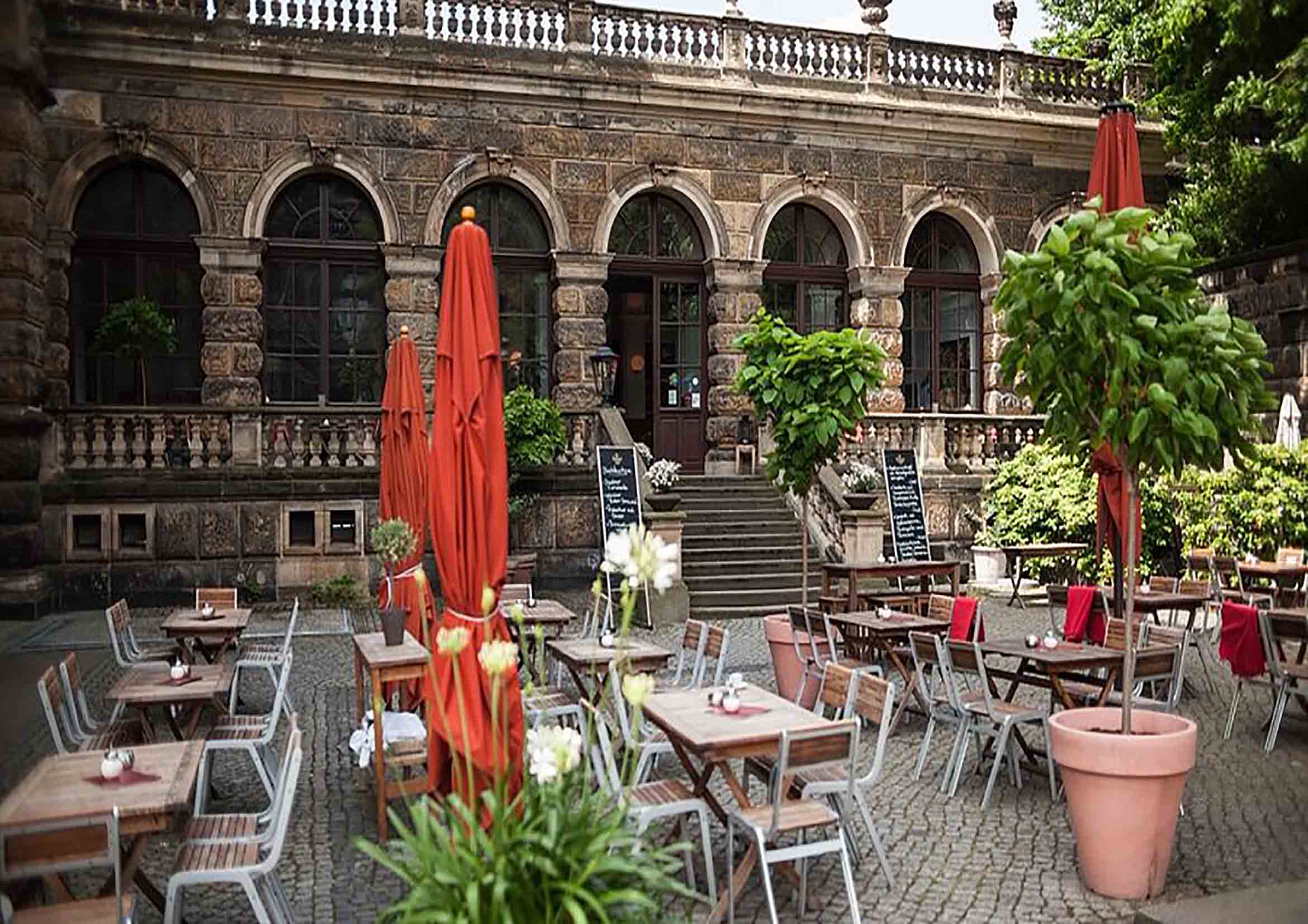 Savoring Traditional German Cuisine: A Culinary Journey through Dresden’s Finest Restaurants